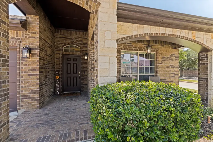 8200 Misty Water Drive, Fort Worth, TX 76131 - #2