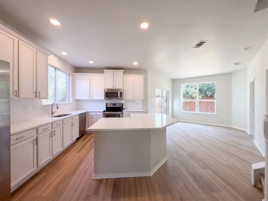 3933 Grizzly Hills Circle, Fort Worth, TX 76244 - #2