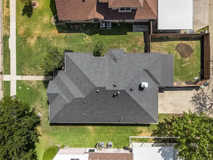 1622 Glenmore Drive, Lewisville, TX 75077 - #2