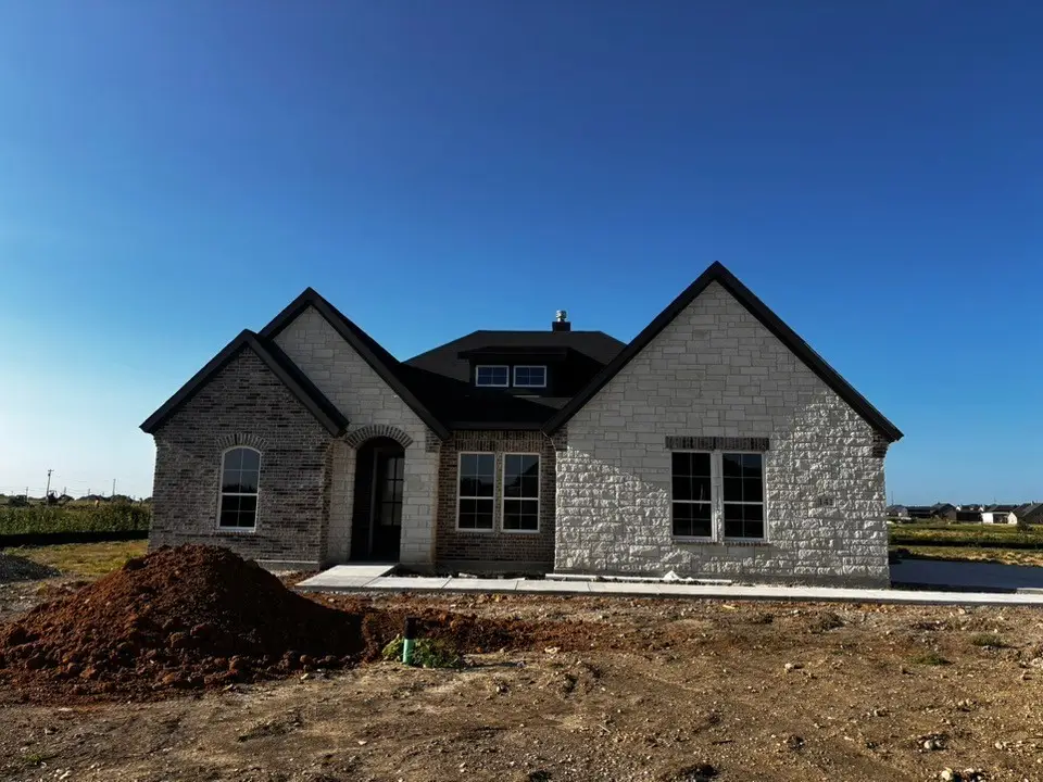 141 Pheasant Run Drive, New Fairview, TX 76078 - #1