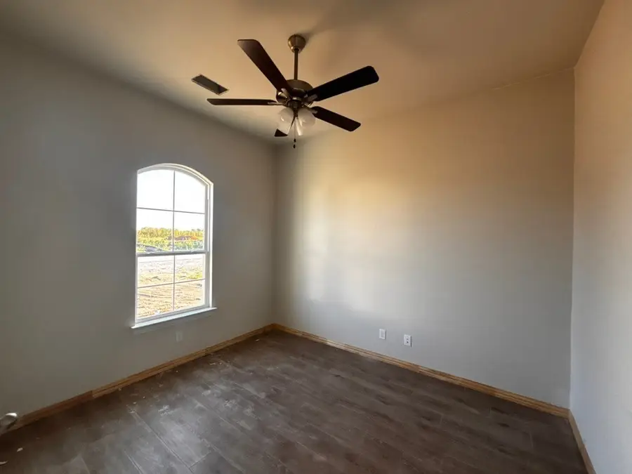 141 Pheasant Run Drive, New Fairview, TX 76078 - #3