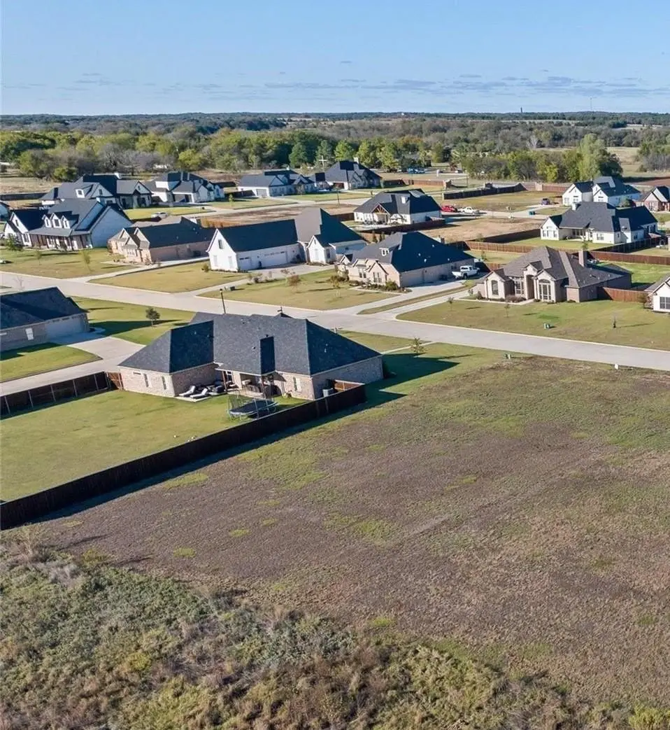 121 Shawnee Trail, Pottsboro, TX 75076 - #1