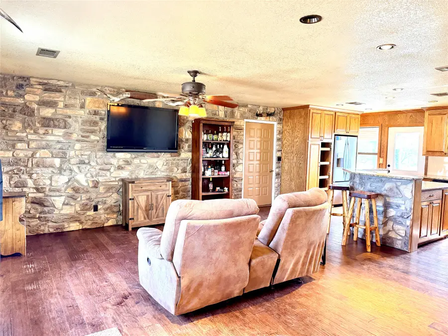 211 Fm 3023 S, Goldthwaite, TX 76844 - #2