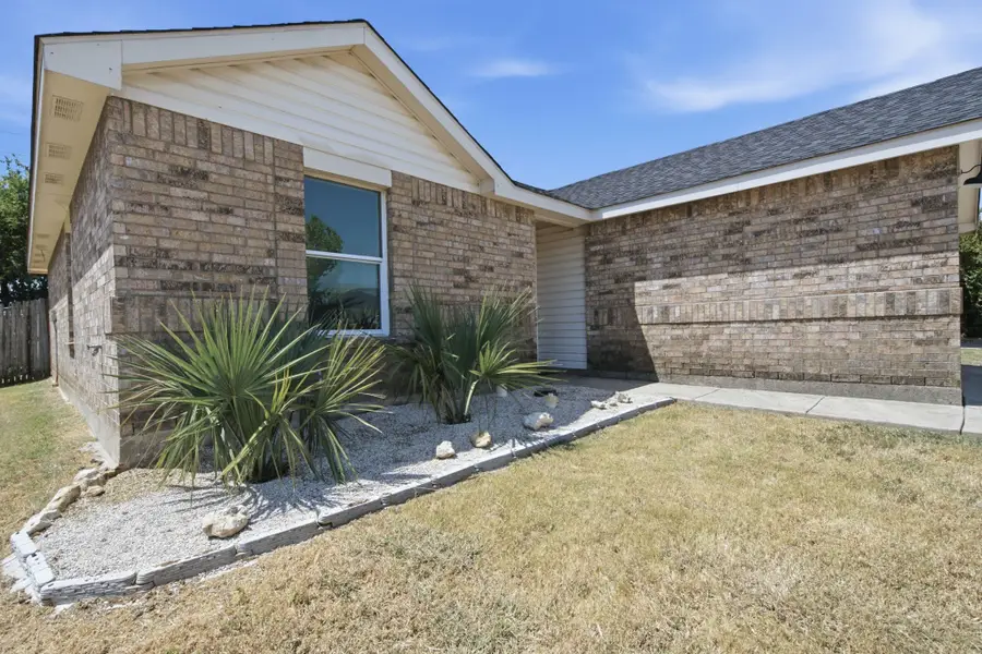 300 Deer Run Drive, Sanger, TX 76266 - #3