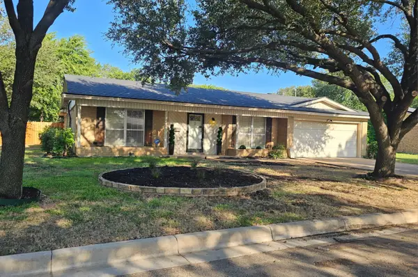 5660 Conlin Drive, Fort Worth, TX 76134