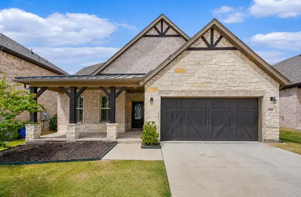 1708 Canals Drive, Little Elm, TX 75068