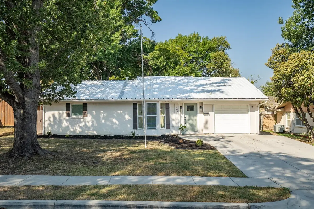 805 NW 14th Street, Grand Prairie, TX 75050 - #1