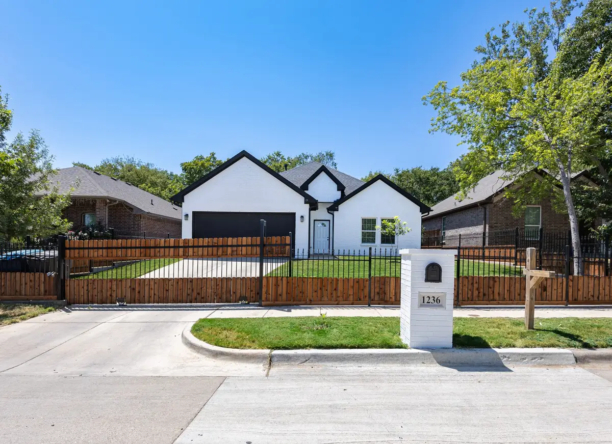 1236 E Fogg Street, Fort Worth, TX 76115 - #1
