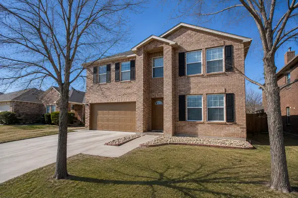 1812 Diamond Lake Trail, Fort Worth, TX 76247