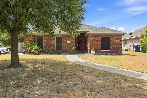 937 Behrens Court, Crowley, TX 76036
