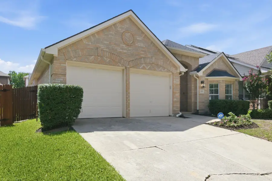 9125 Chardin Park Drive, Fort Worth, TX 76244 - #2