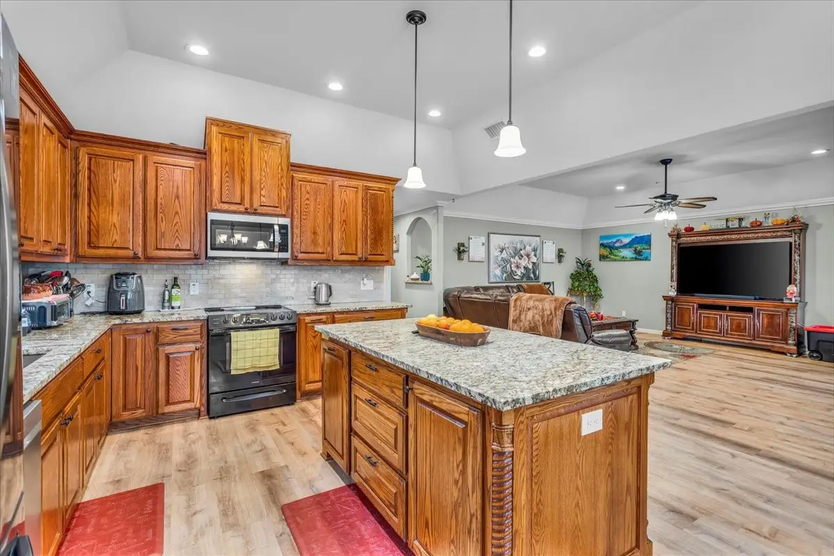 812 E Mcgee Street, Sherman, TX 75090 - #1
