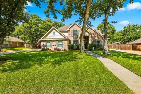 1565 Flying Jib Drive, Azle, TX 76020