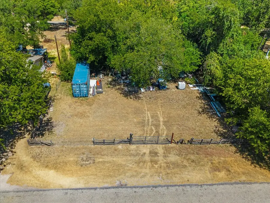 3010 Cedarhill Street, Granbury, TX 76048 - #2