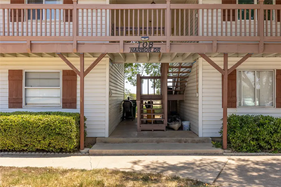 108 Harbor Drive #204, Runaway Bay, TX 76426 - #3