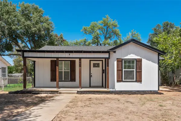 6617 Greenlee Street, Fort Worth, TX 76112