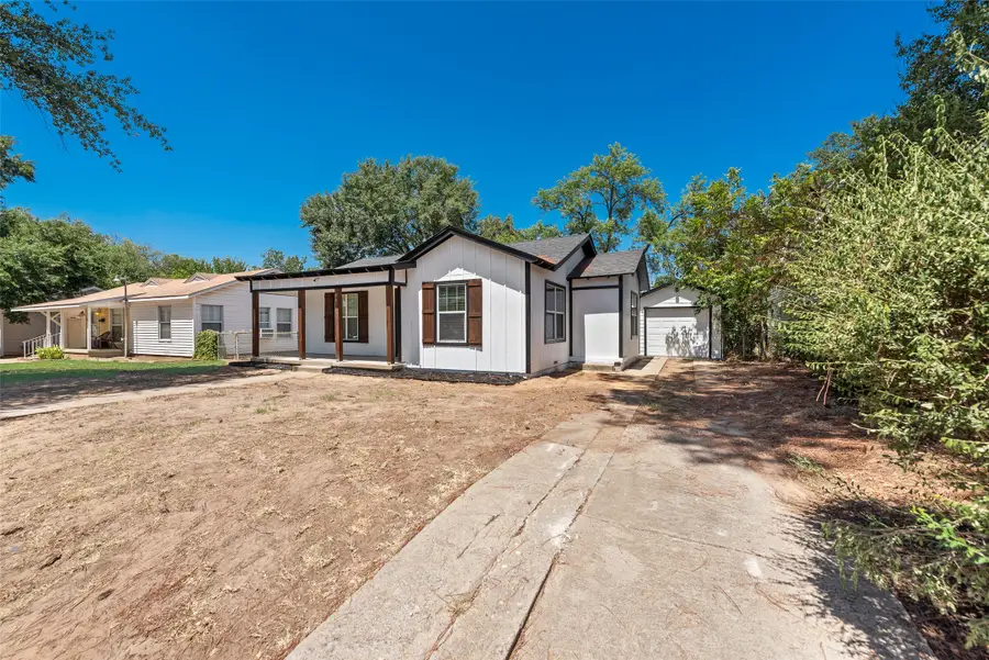 6617 Greenlee Street, Fort Worth, TX 76112 - #3