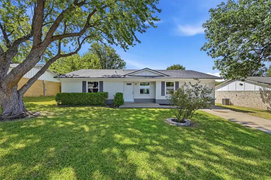 402 Kansas Street, Sherman, TX 75090 - #2