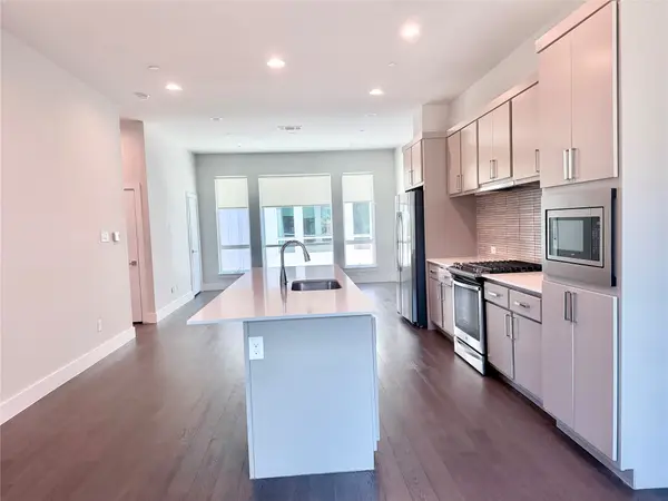 1771 Mccoy Street #205, Dallas, TX 75204