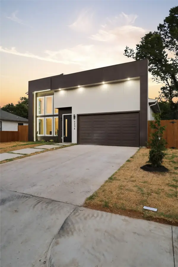 4234 Jamaica Street, Dallas, TX 75210