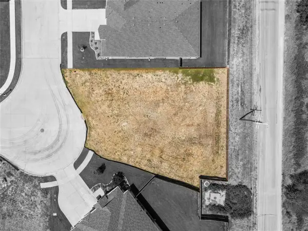 2425 Stardust Trail, Venus, TX 76009