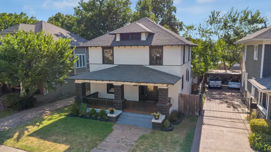 2244 Alston Avenue, Fort Worth, TX 76110 - #2