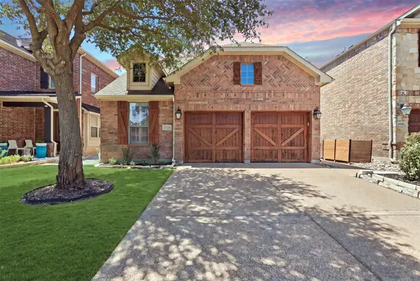 1324 Cog Hill Drive, Fort Worth, TX 76120