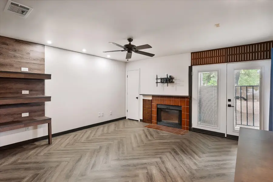 2300 Bamboo Drive #N102, Arlington, TX 76006 - #3