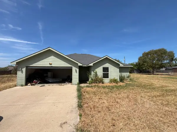 317 Anchor Lane, Gun Barrel City, TX 75156