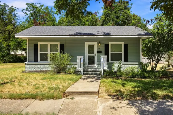 110 S Marable Street, West, TX 76691
