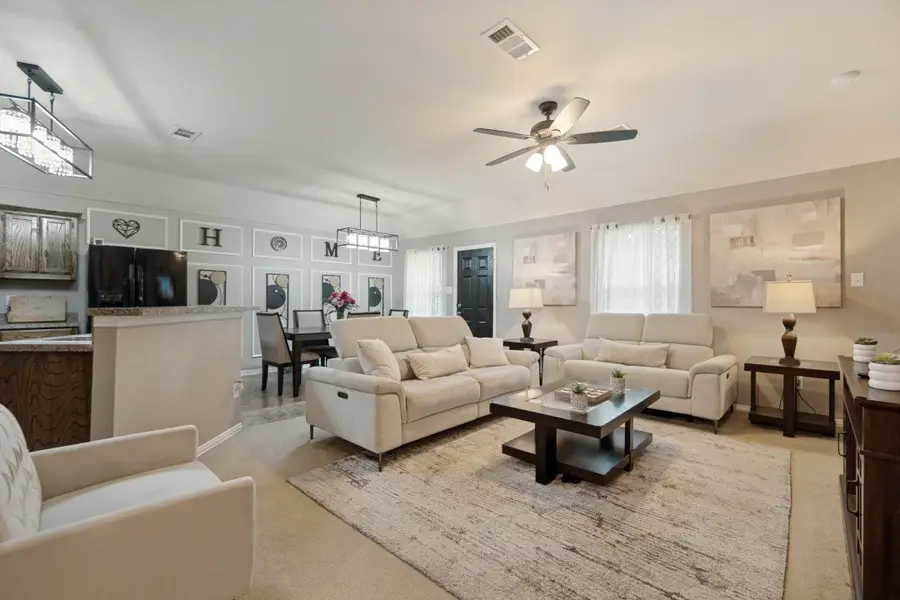 3031 Appaloosa Drive, Dallas, TX 75237 - #2