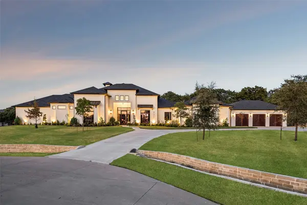 901 Hat Creek Court, Bartonville, TX 76226