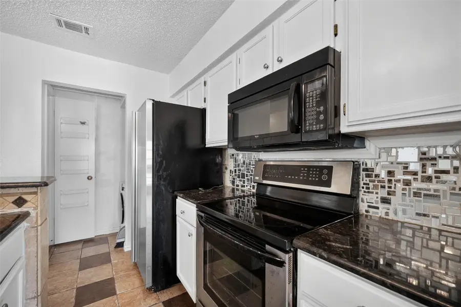 3404 Country Club Drive W #264, Irving, TX 75038 - #3