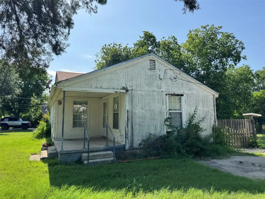 7704 Longfield Drive, White Settlement, TX 76108 - #2