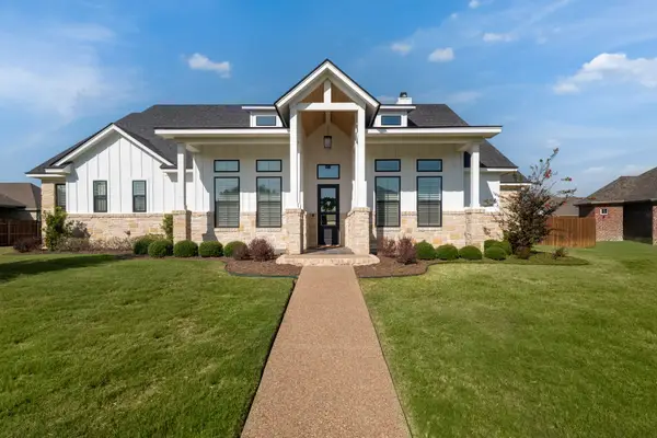 612 Sienna Bend Trail, McGregor, TX 76657