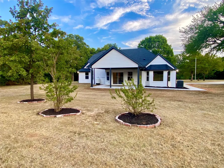 4855 Woodlawn Road, Sherman, TX 75090 - #3