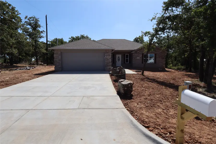 175 Lori Drive, Mineral Wells, TX 76067 - #2