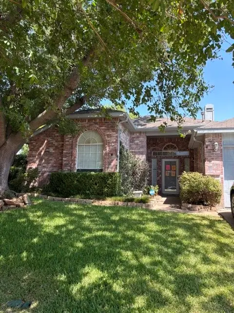 5209 Rio Bravo Drive, Arlington, TX 76017