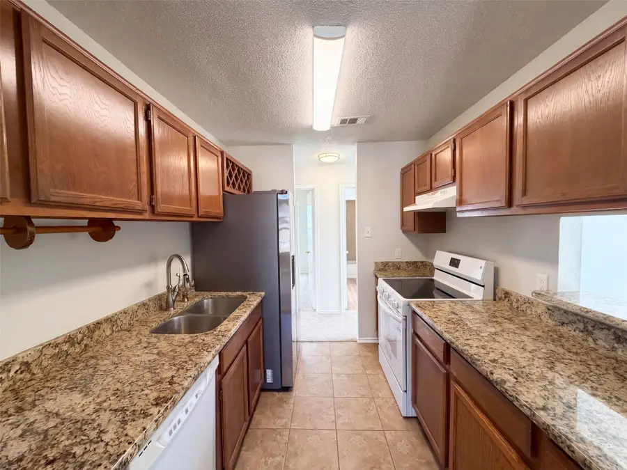 5624 Shady Springs Trail, Fort Worth, TX 76179 - #2