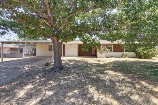 1205 Indiana Street, Graham, TX 76450
