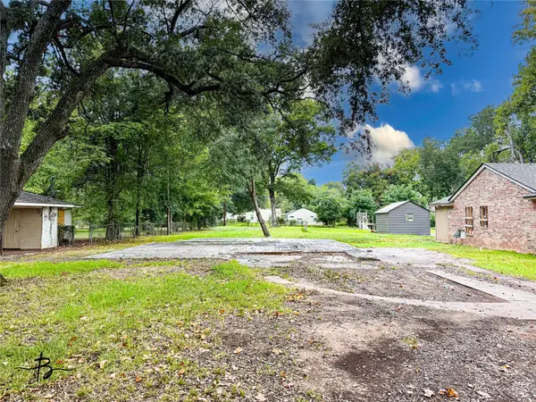 1137 Patricia Drive, Bossier City, LA 71112