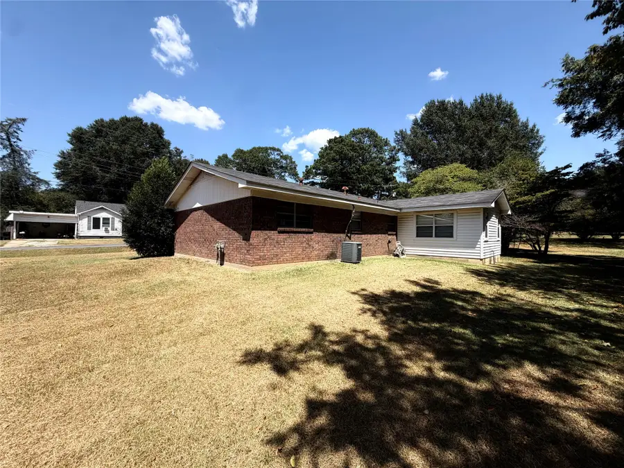 803 Spring Street, Springhill, LA 71075 - #2