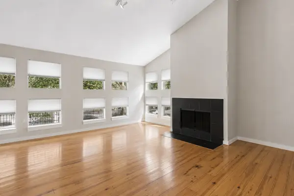 2714 Shelby Avenue, Dallas, TX 75219