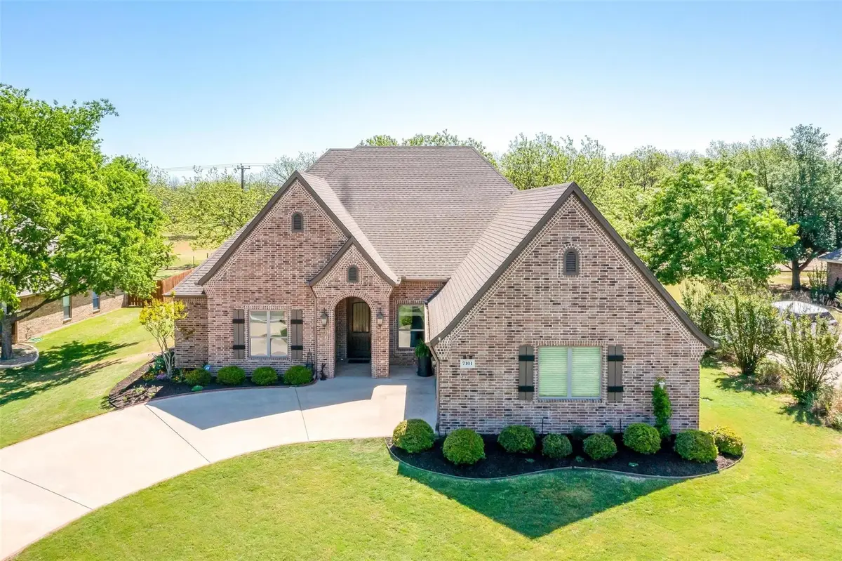 7101 Westover Drive, Granbury, TX 76049 - #1