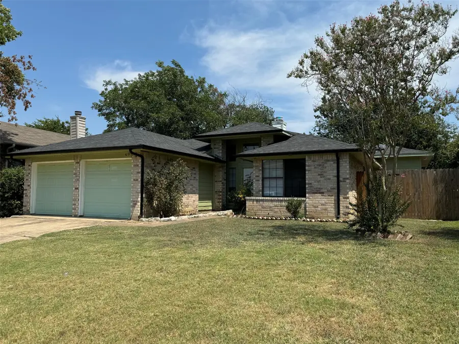 6511 Devine Drive, Arlington, TX 76001 - #2