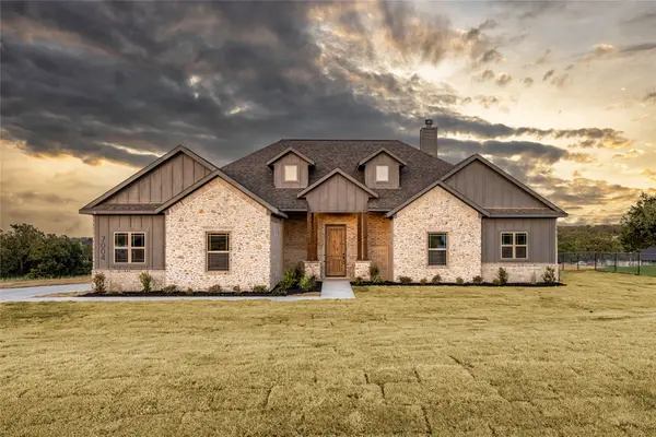 7004 Ranch View Place, Springtown, TX 76082