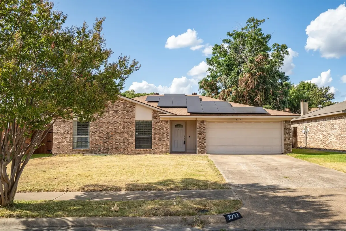 2717 W Oakdale Road, Irving, TX 75060 - #1