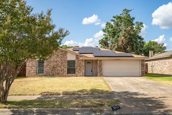 2717 W Oakdale Road, Irving, TX 75060