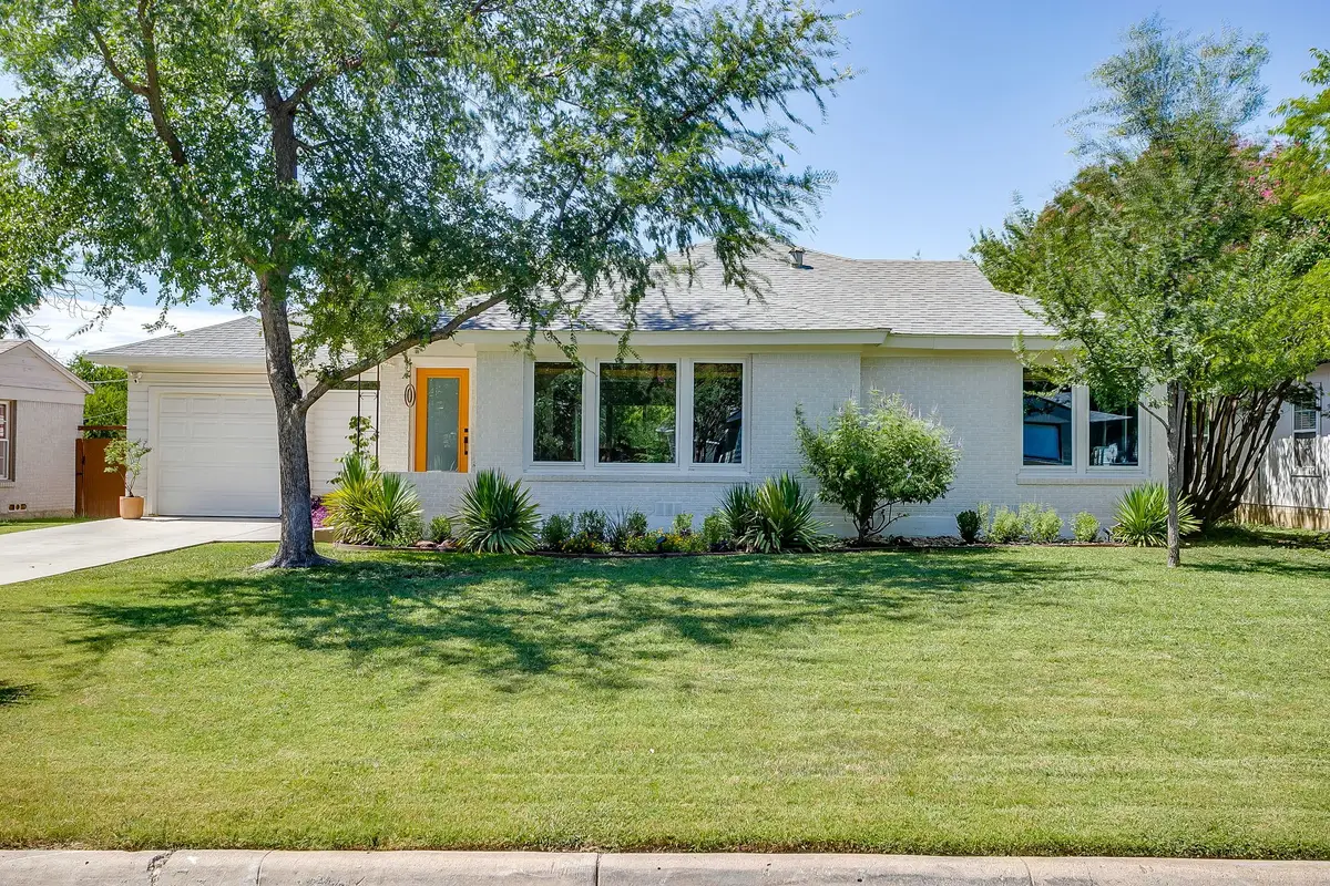 4212 Winfield Avenue, Fort Worth, TX 76109 - #1
