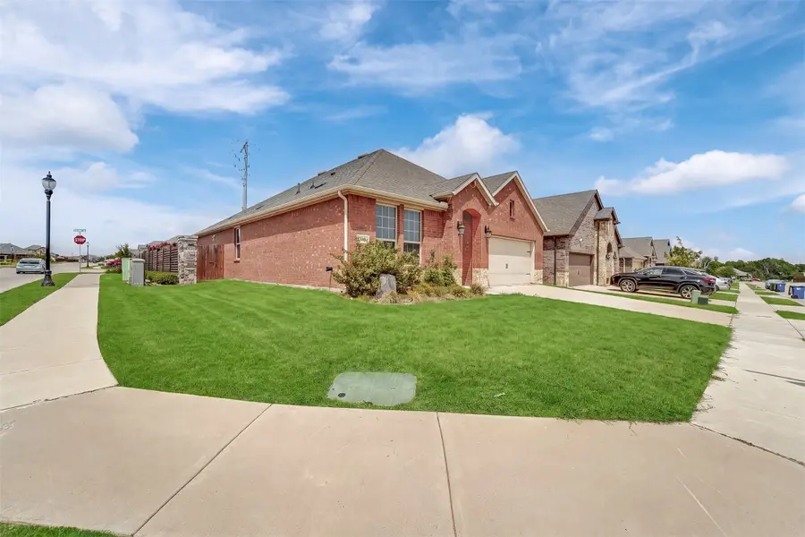 3303 Brady Starr Drive, Aubrey, TX 76227 - #2